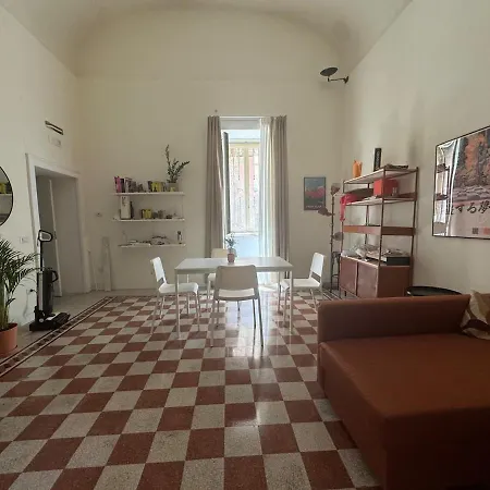 Casa Dell Oca Chiaia Neapol
